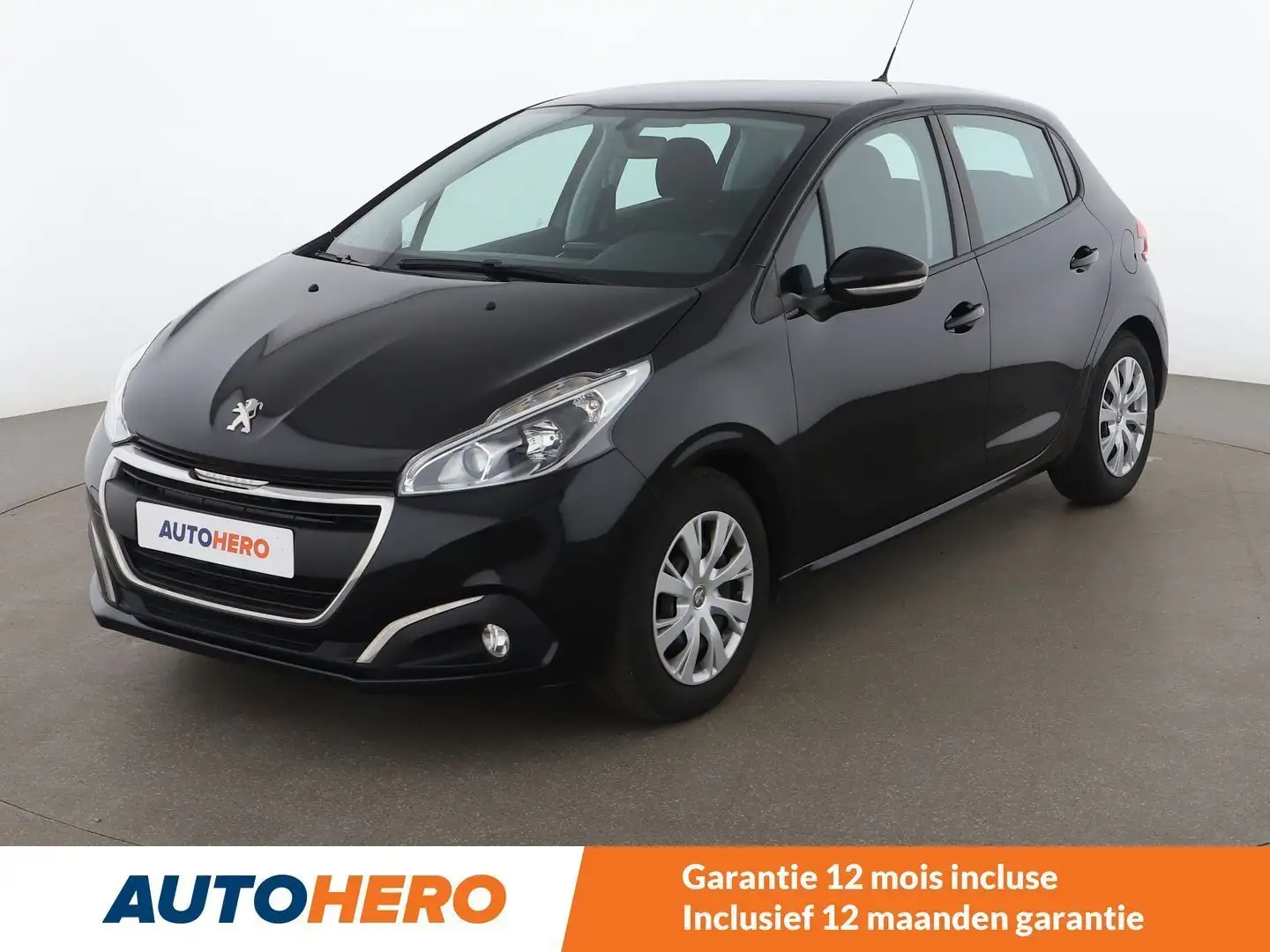 Peugeot 208 1.2 VTi Active Zwart - 1
