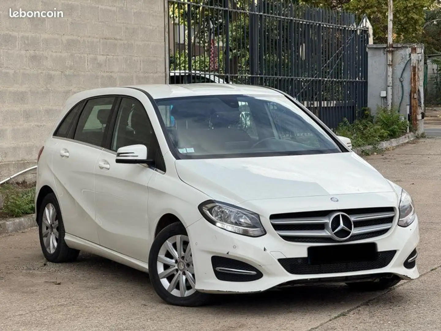 Mercedes-Benz B 200 Mercedes B200 cdi 2015 phase 2 à 4990Euro Blanc - 2