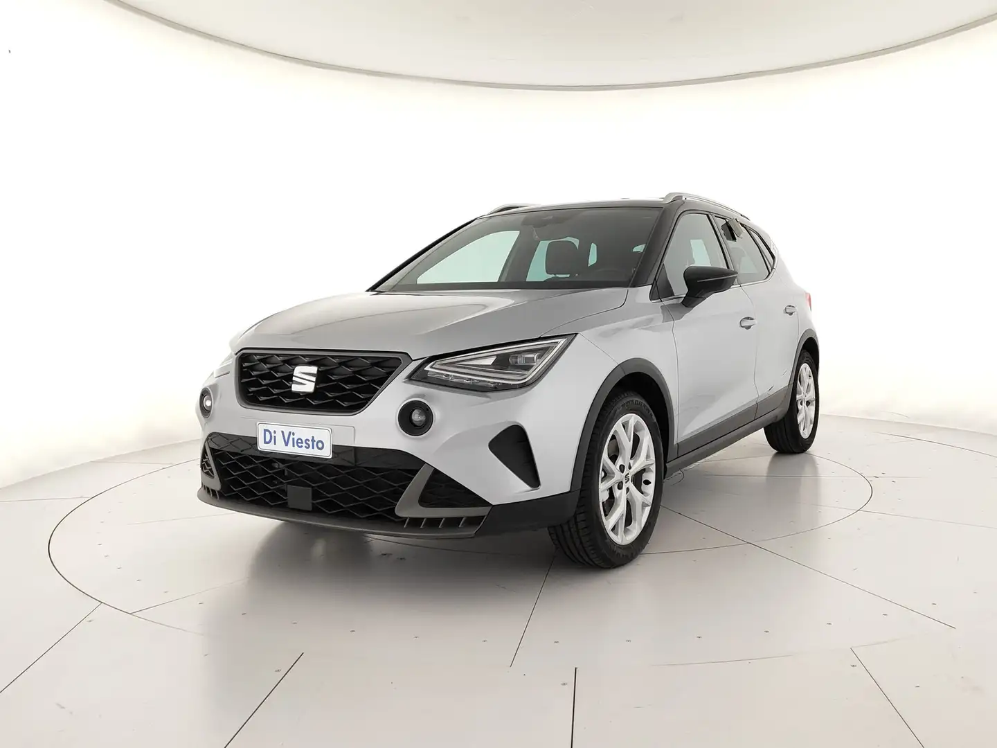 SEAT Arona 1.0 ecotsi 95cv fr - 1