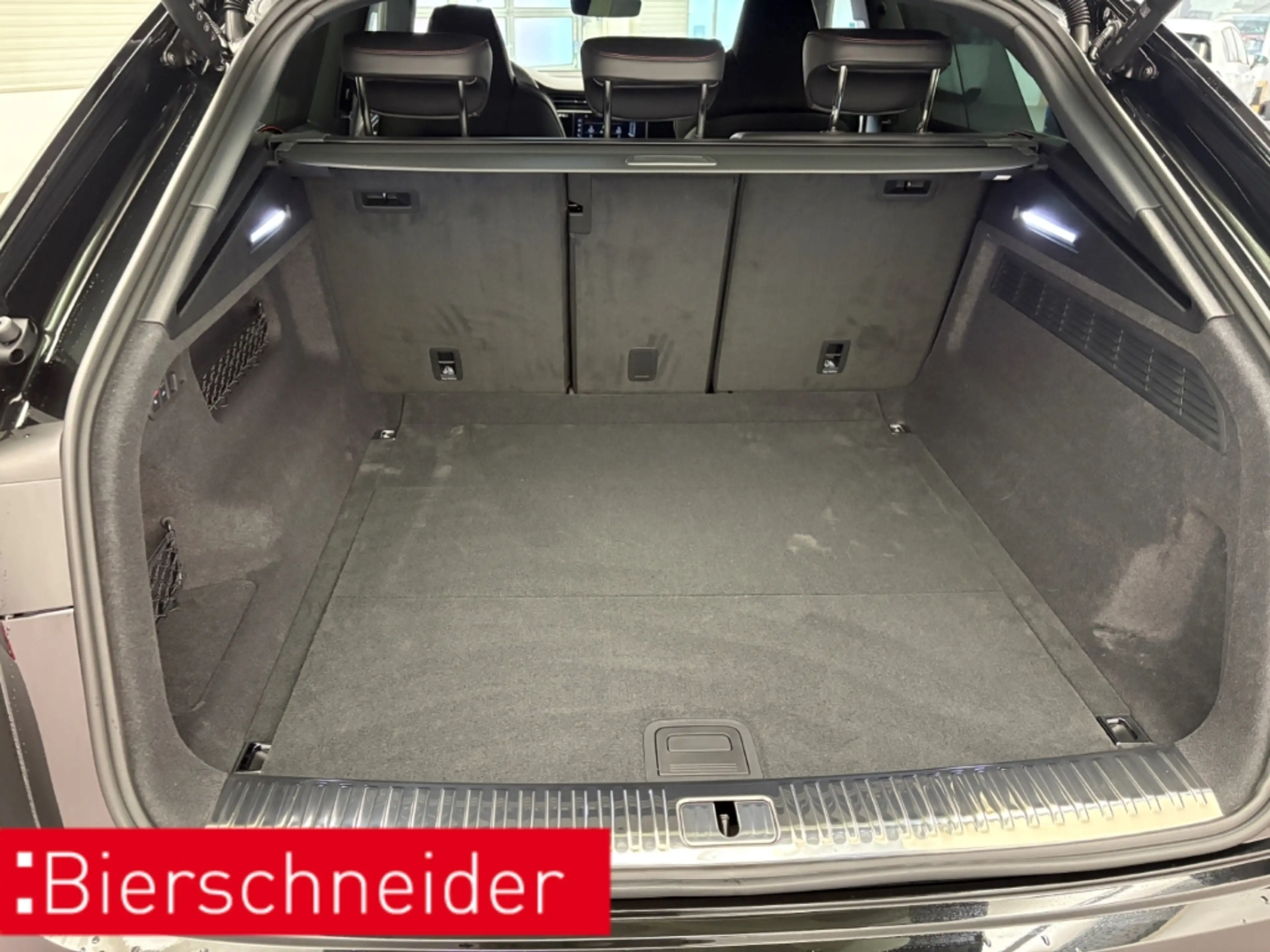 Audi RS Q8 performance AKTION! KERAMIK 305KMH PANO AHK B&O SP — photo 14