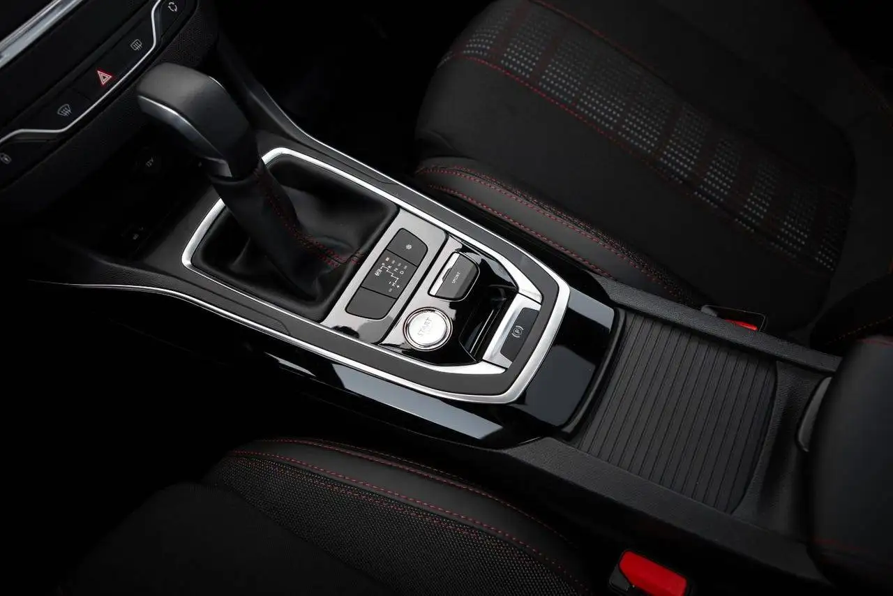 Peugeot 308 308 — photo 8