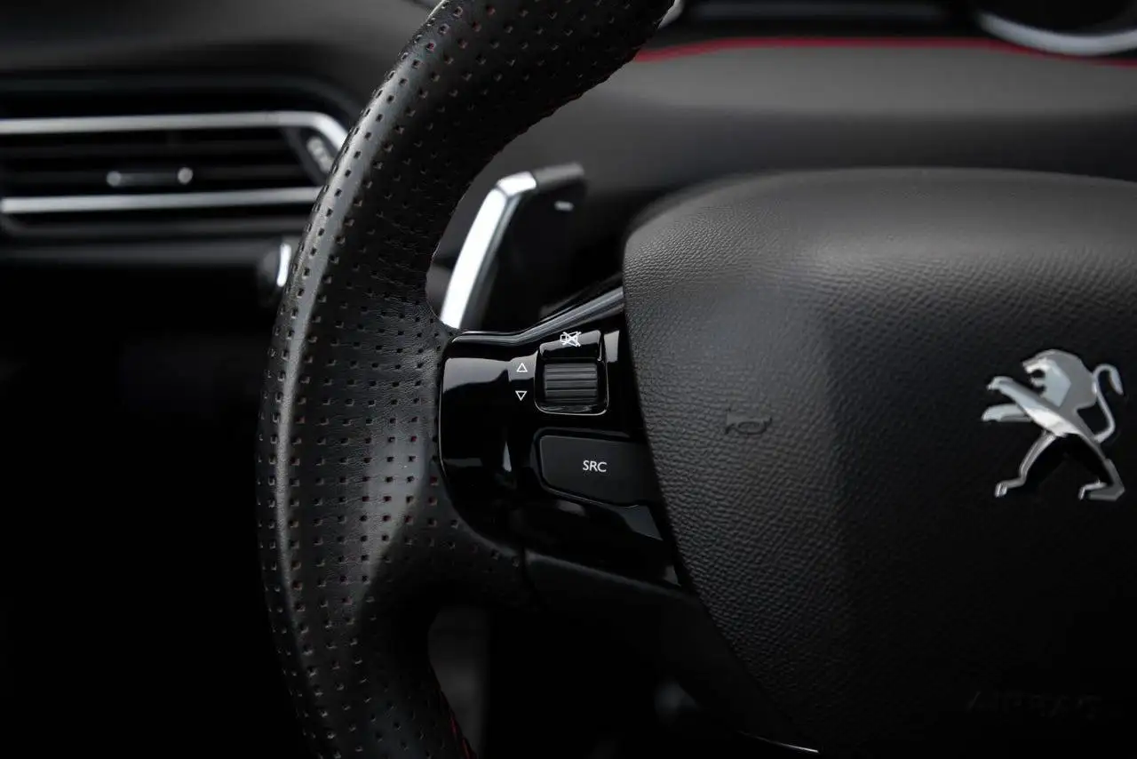 Peugeot 308 308 — photo 4