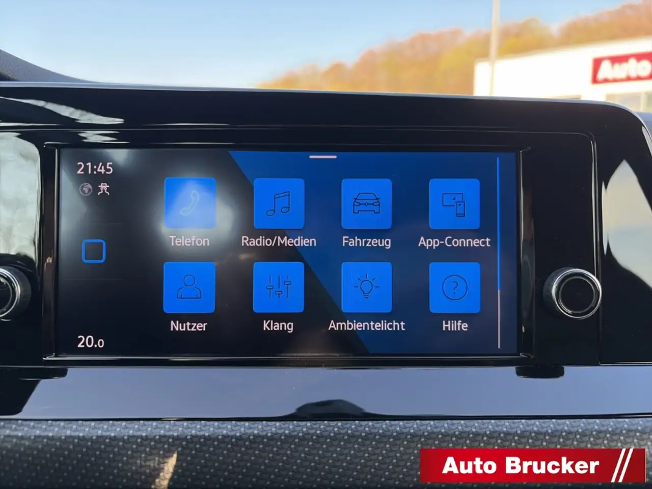 Volkswagen Golf VIII R-Line 1.5 TSI 6-Gang LED+SPORTSITZE+KLIMAAUT 11