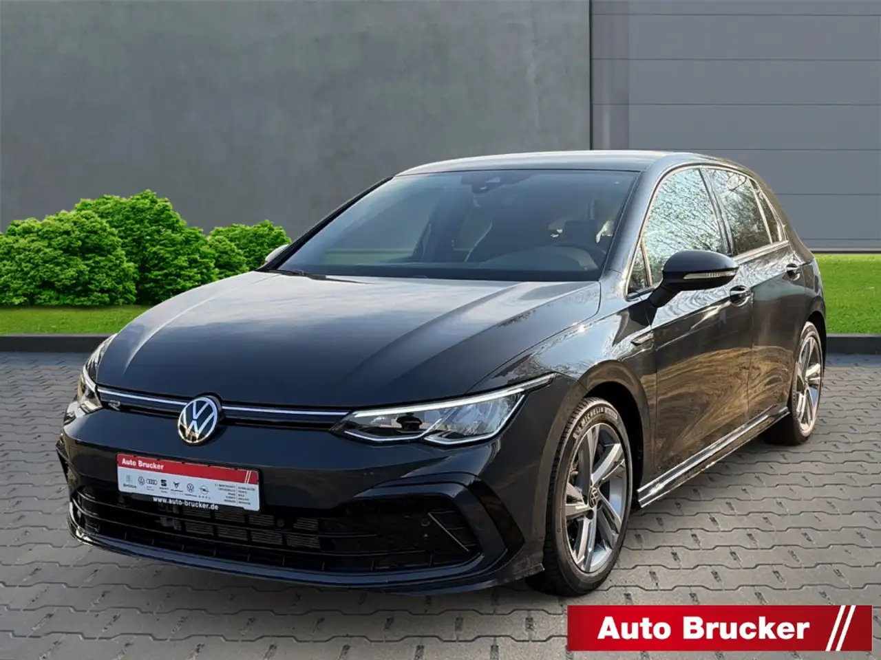 Volkswagen Golf VIII R-Line 1.5 TSI 6-Gang LED+SPORTSITZE+KLIMAAUT 2