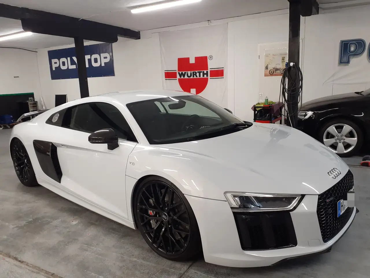 Audi R8