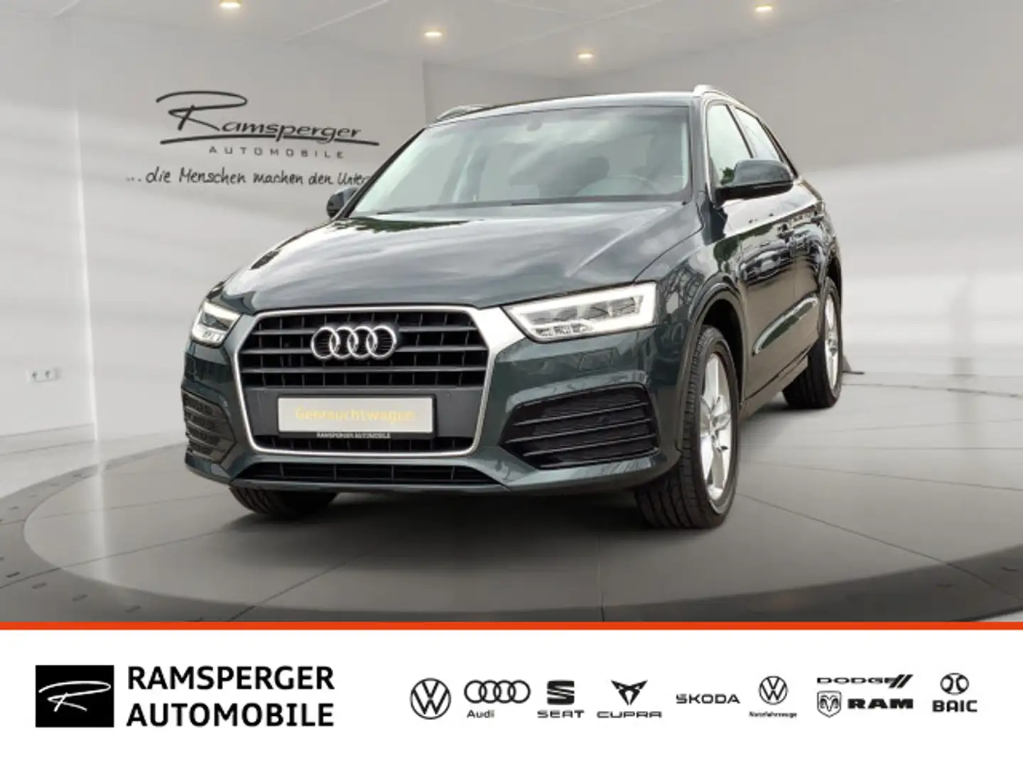 Audi Q3 1.4 TFSI Sport AHK GRA LED Navi SHZ PDC Зелений - 1