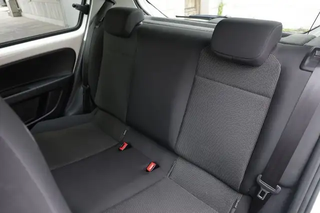 Volkswagen Up! view 3
