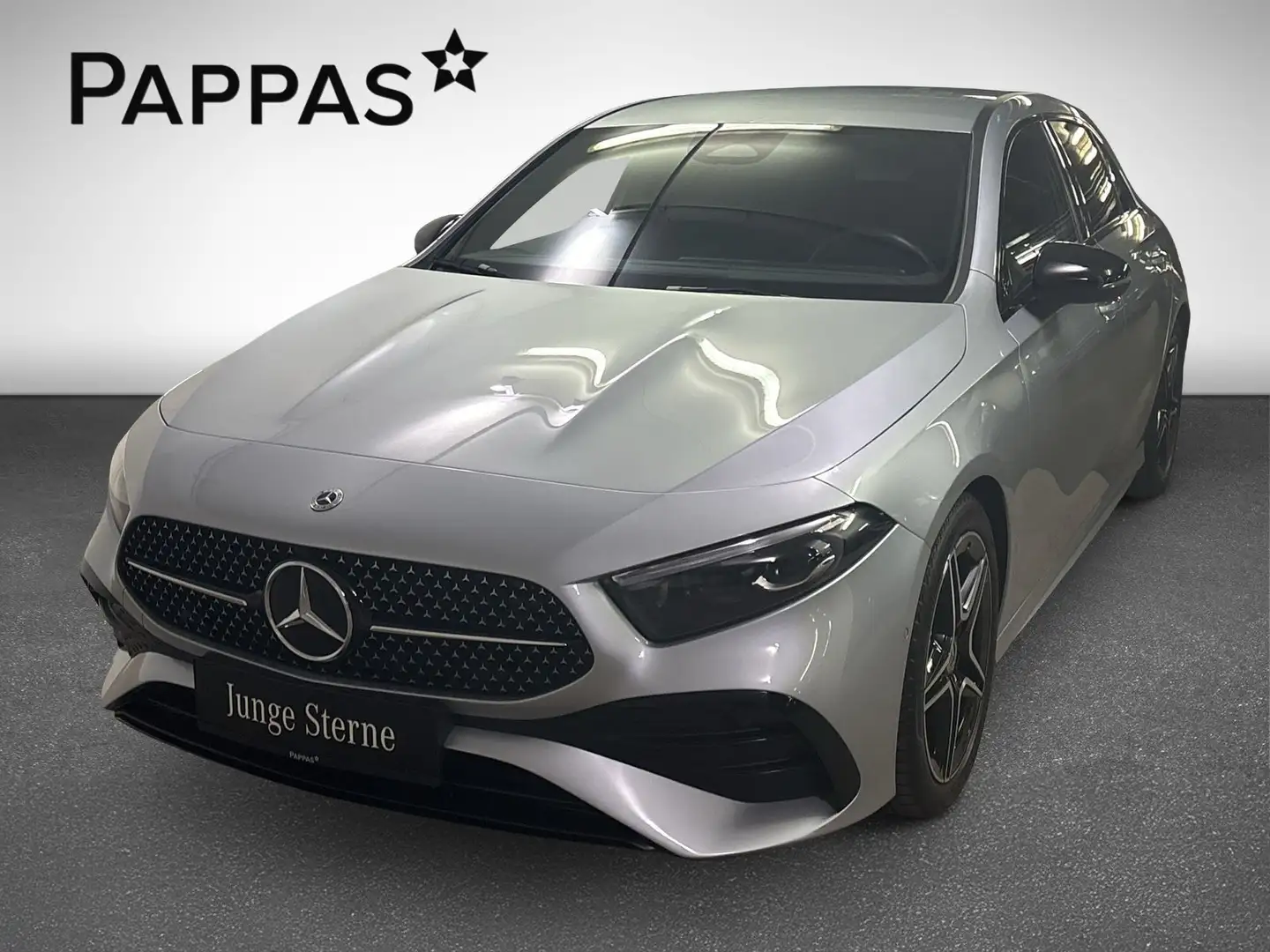 Mercedes-Benz A 200 d Kompaktlimousine Österreich-Edition *AMG-Line*Ni Silber - 2