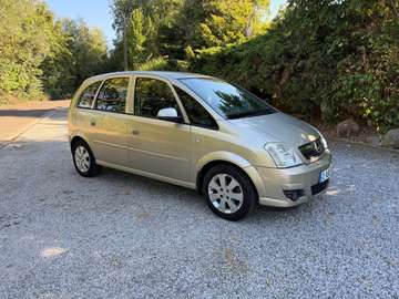 Meriva 1.6i Cosmo Easytronic