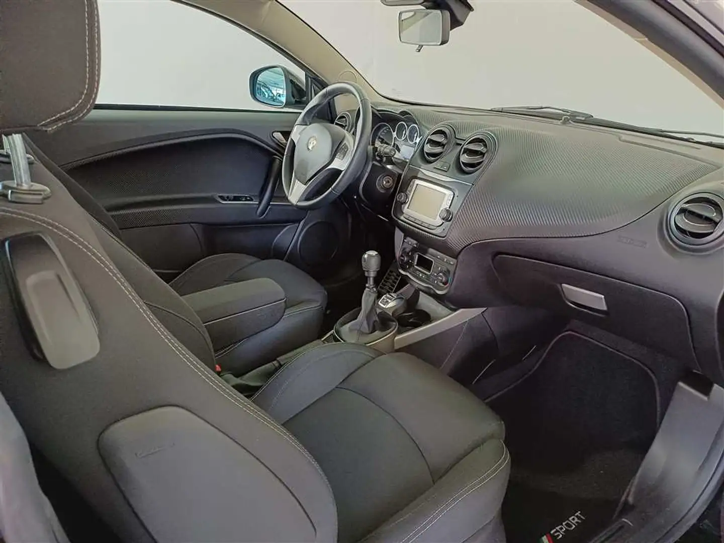 Alfa Romeo MiTo 0.9 8V TwinAir SBK GRA+Klima+PDC Schwarz - 2