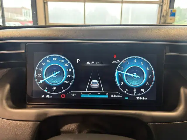 Hyundai Tucson view 7