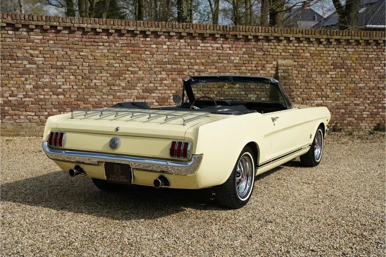 Ford Mustang GT 289 V8 Convertible "A-code with the Rally-Pac", foto 10