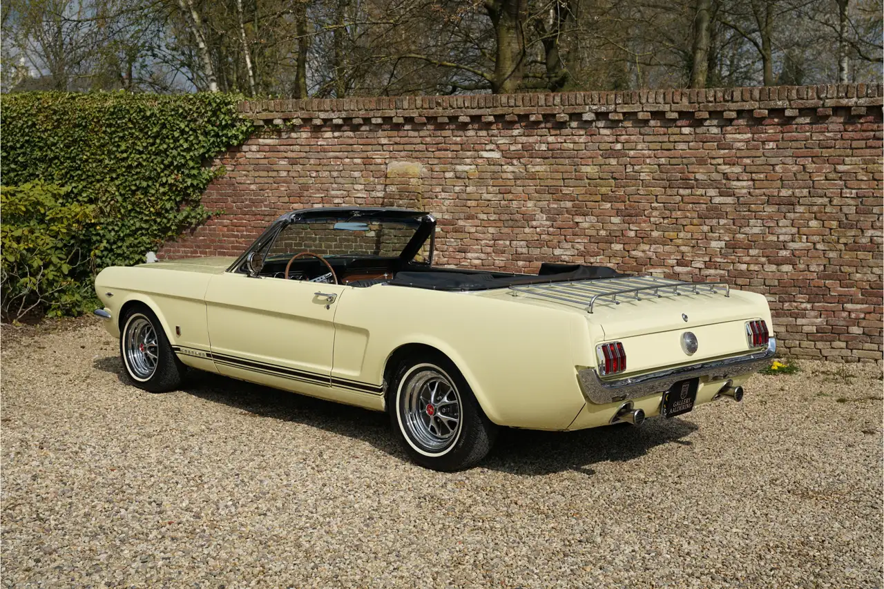 Ford Mustang GT 289 V8 Convertible "A-code with the Rally-Pac", foto 2