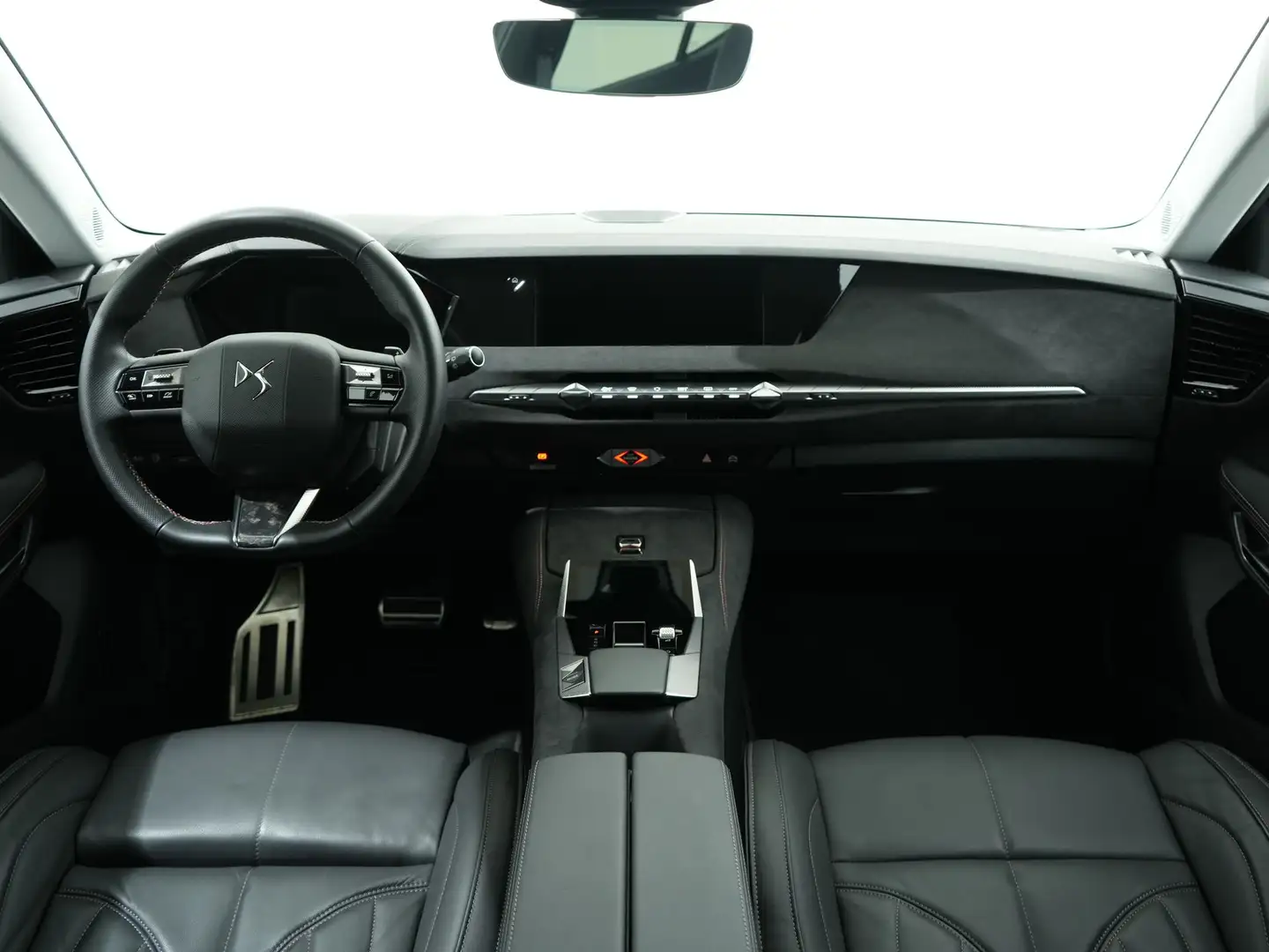 DS Automobiles DS 4 E-TENSE 225PK PERFORMANCE LINE + EAT8 | Nappa Lede Gris - 2
