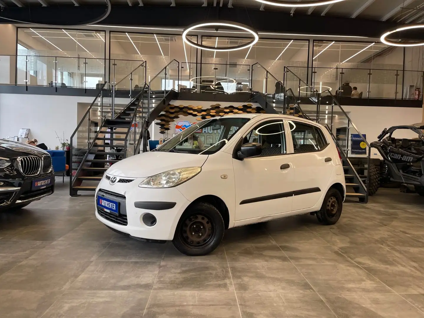 Hyundai i10 Edition+ *TÜV-04/2027*RADIO*CD*AUX*ISOFIX* Білий - 1