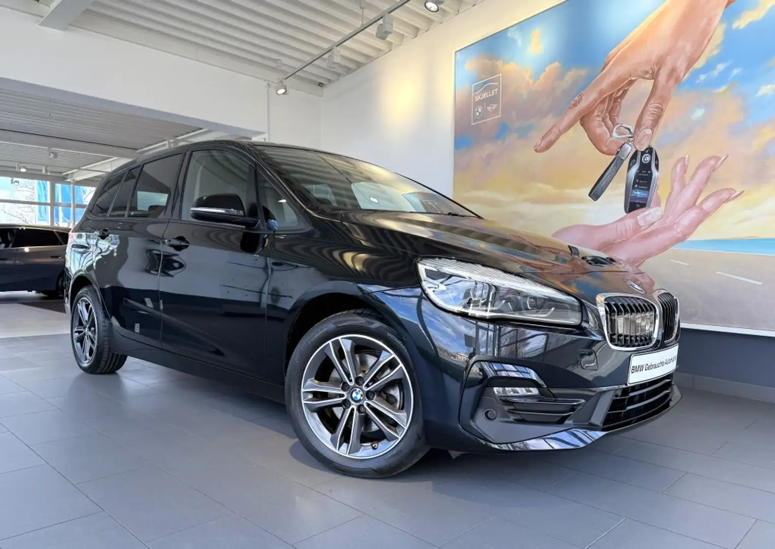 BMW 218 218i Gran Tourer SportLine 7-SITZE+KAM+NAVI+HIFI+ Siyah - 2