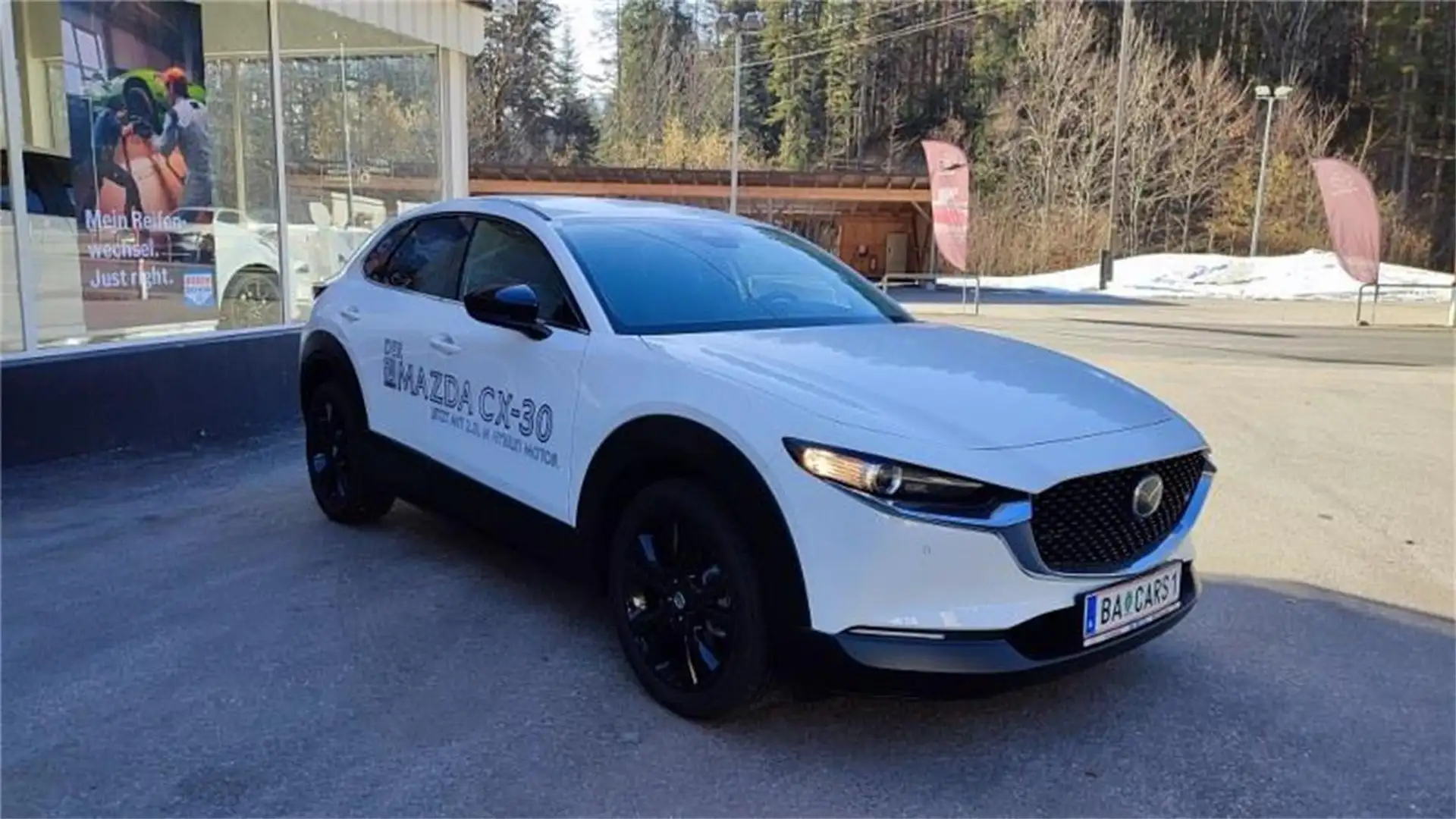 Mazda CX-30 2026 2.5L e-SKYACTIV G 140ps 6MT 2WD H Weiß - 1