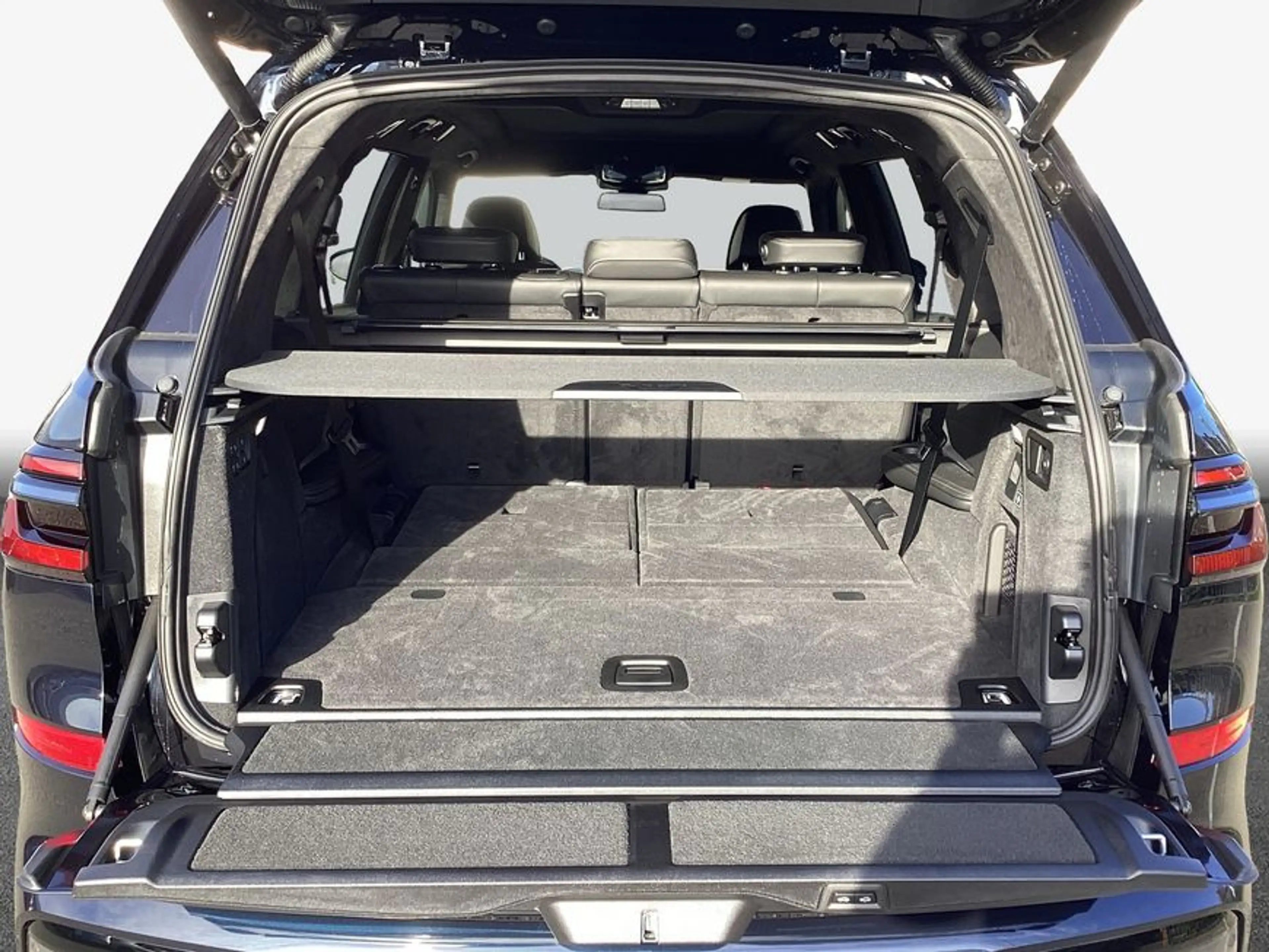 BMW X7 xDrive40d 259 kW, 5-türig (Diesel) — photo 8