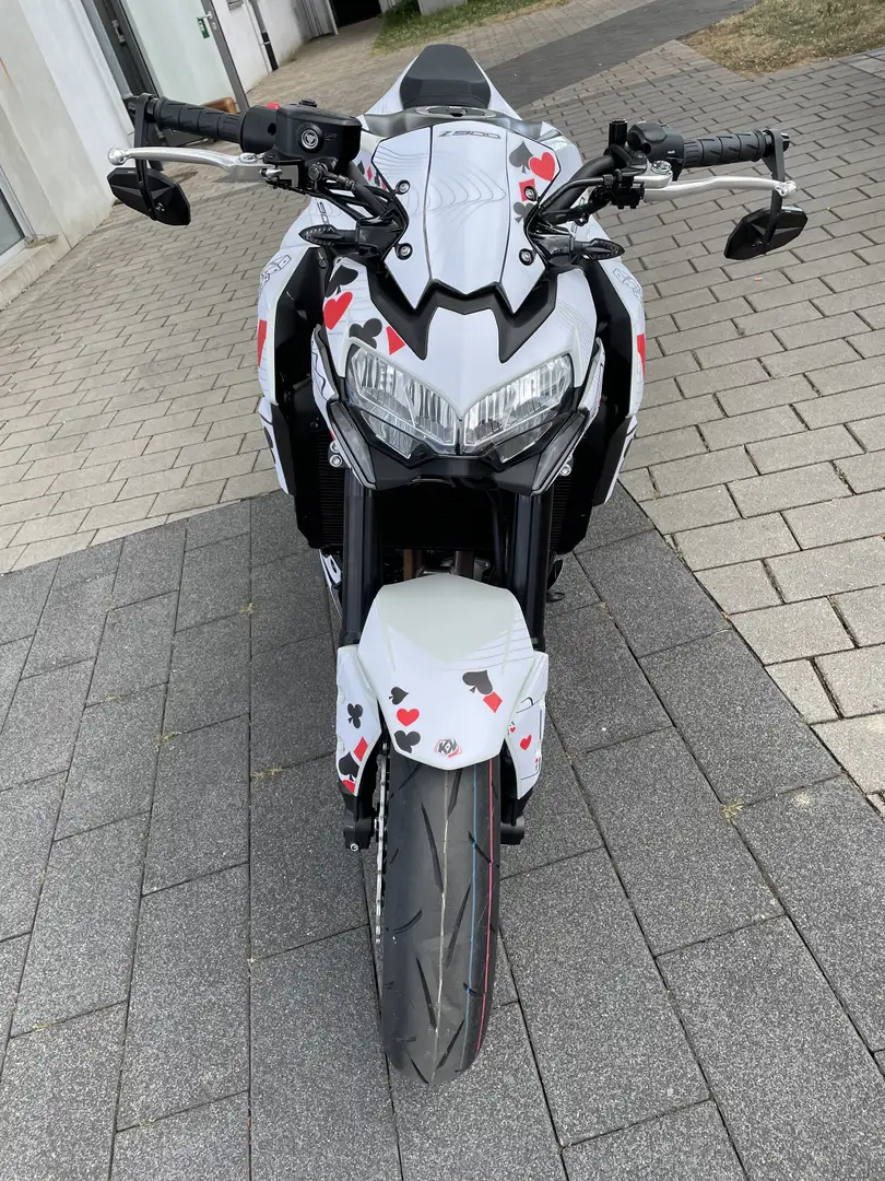 Kawasaki 900 Z ZR900F, 948 cbm, Rahmen rot, weiß, Spezialdesign - 2
