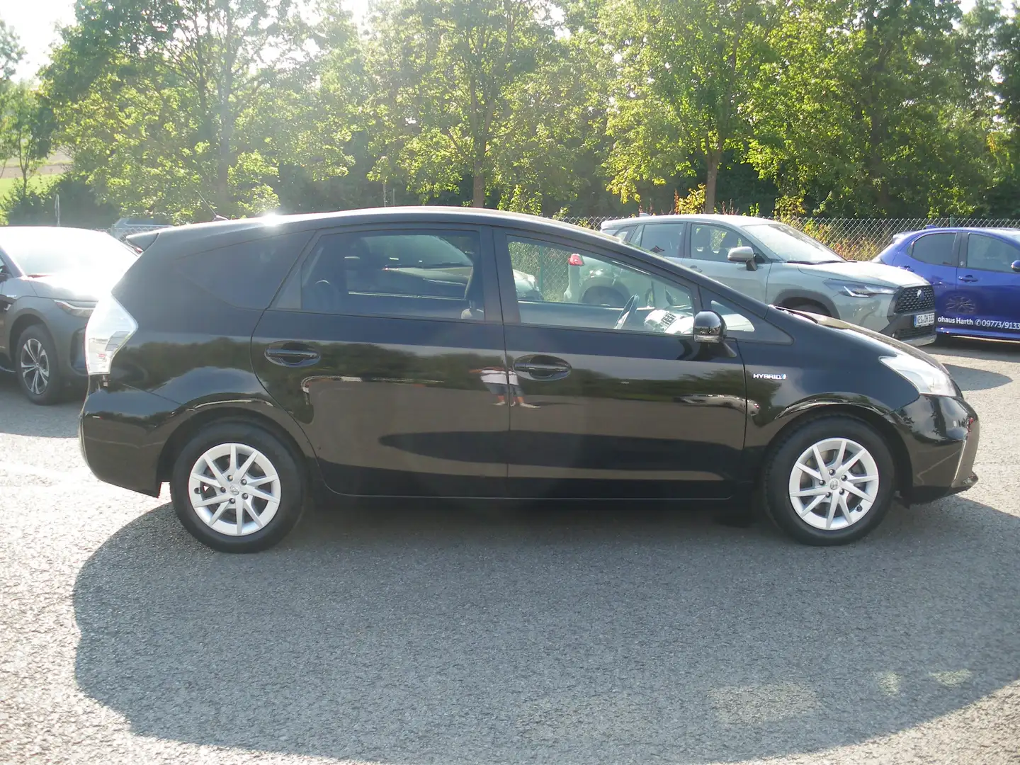 Toyota Prius Prius+ (Hybrid) Life Zwart - 2