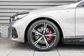 BMW i5 Touring eDrive40 M Sportpakket Pro / Innovation Pa Grijs - thumbnail 3