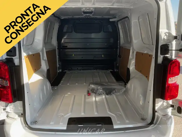 Opel Vivaro view 8