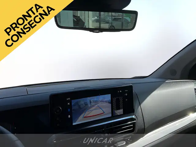Opel Vivaro view 13