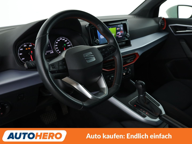 SEAT Arona 1.0 TSI FR Aut.*ACC*LED*PDC*SHZ*ALU*KLIMA* — photo 11