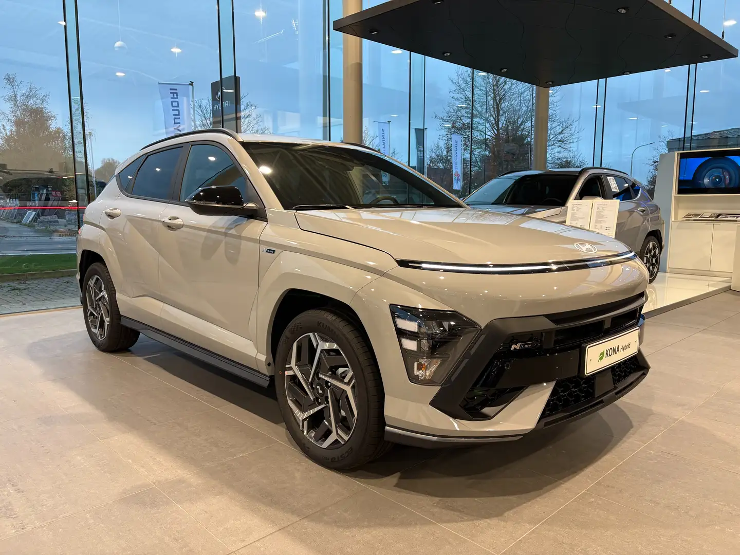 Hyundai KONA 1.6 GDi HEV Feel N-line Vert - 1