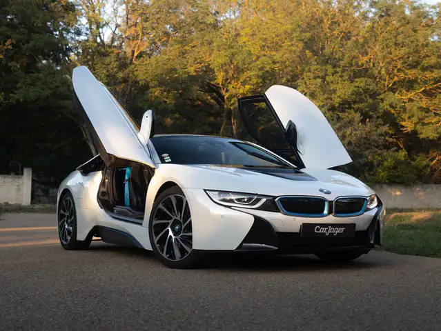 BMW i8 362 ch A