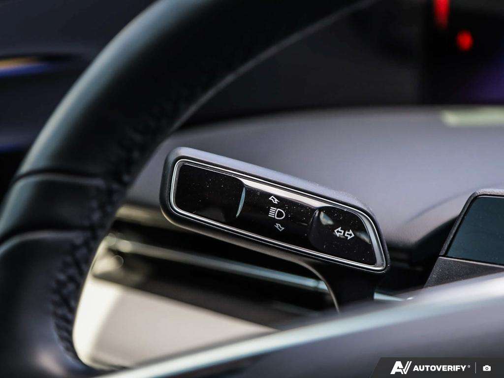 used 2025 Lincoln Nautilus car, priced at $52,989