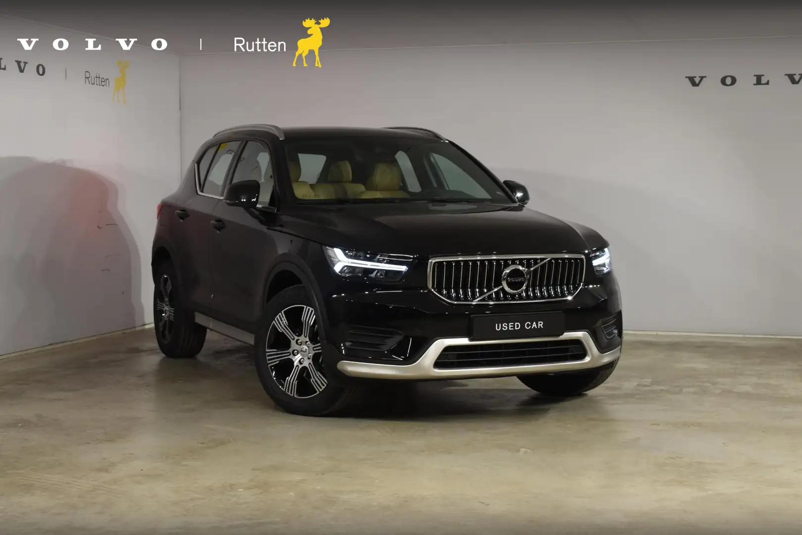 Volvo XC40 T3 163PK Automaat Inscription / Navigatie / Adapti Noir - 1