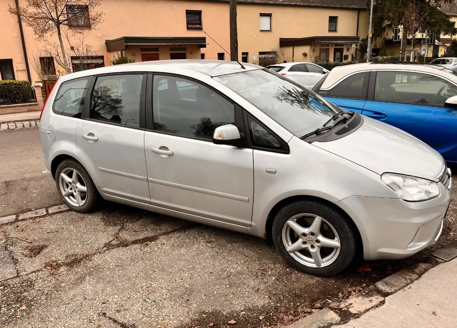 Ford C-Max 2.0 TDCi DPF Titanium - 1