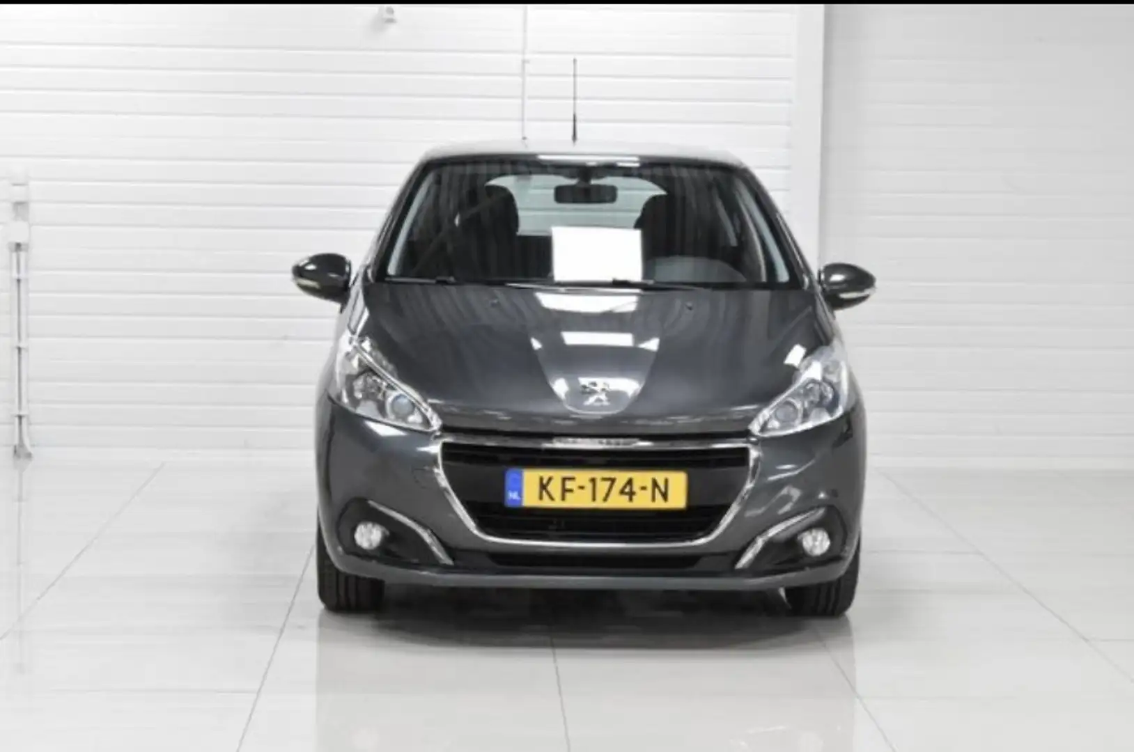 Peugeot 208 1.2 PT Blue Lease (APK 22-08-2026) Grijs - 2