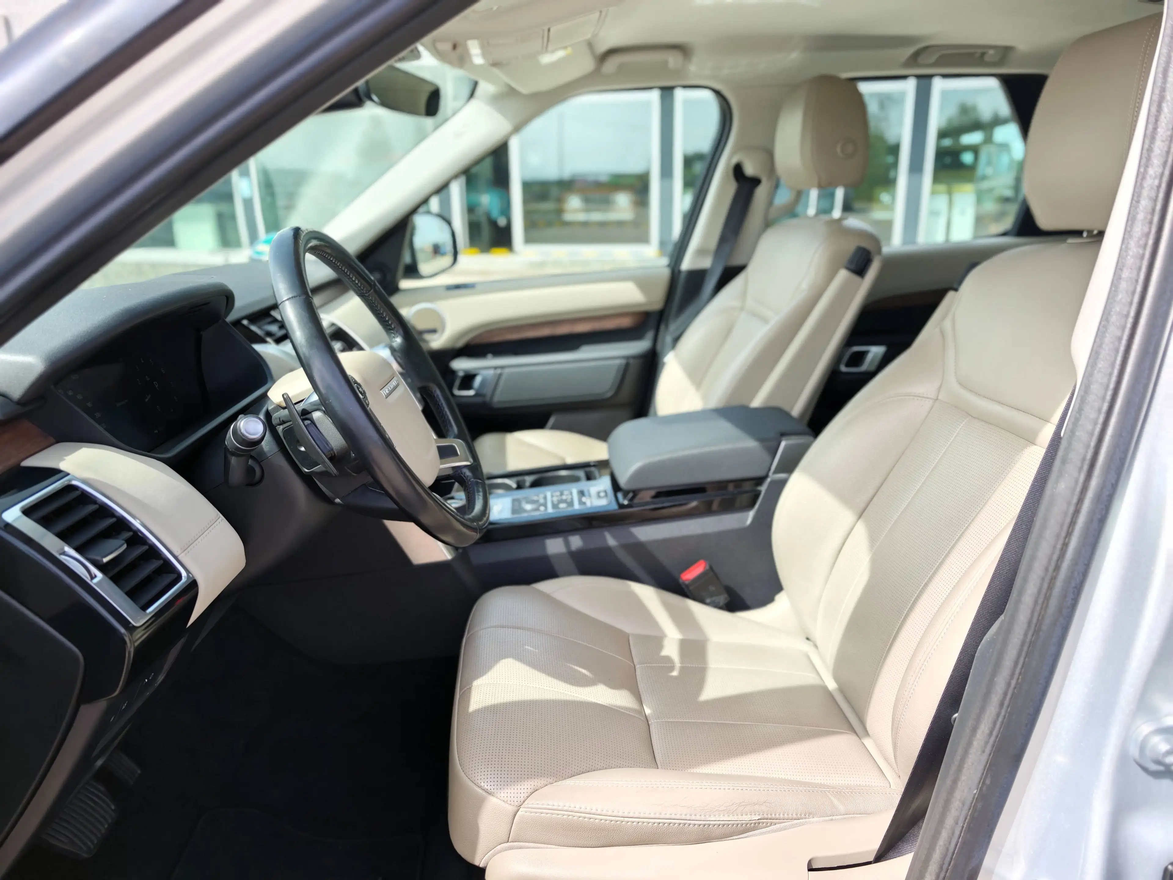 Land Rover Discovery Discovery 3.0 Si6 HSE BENZINER — photo 6