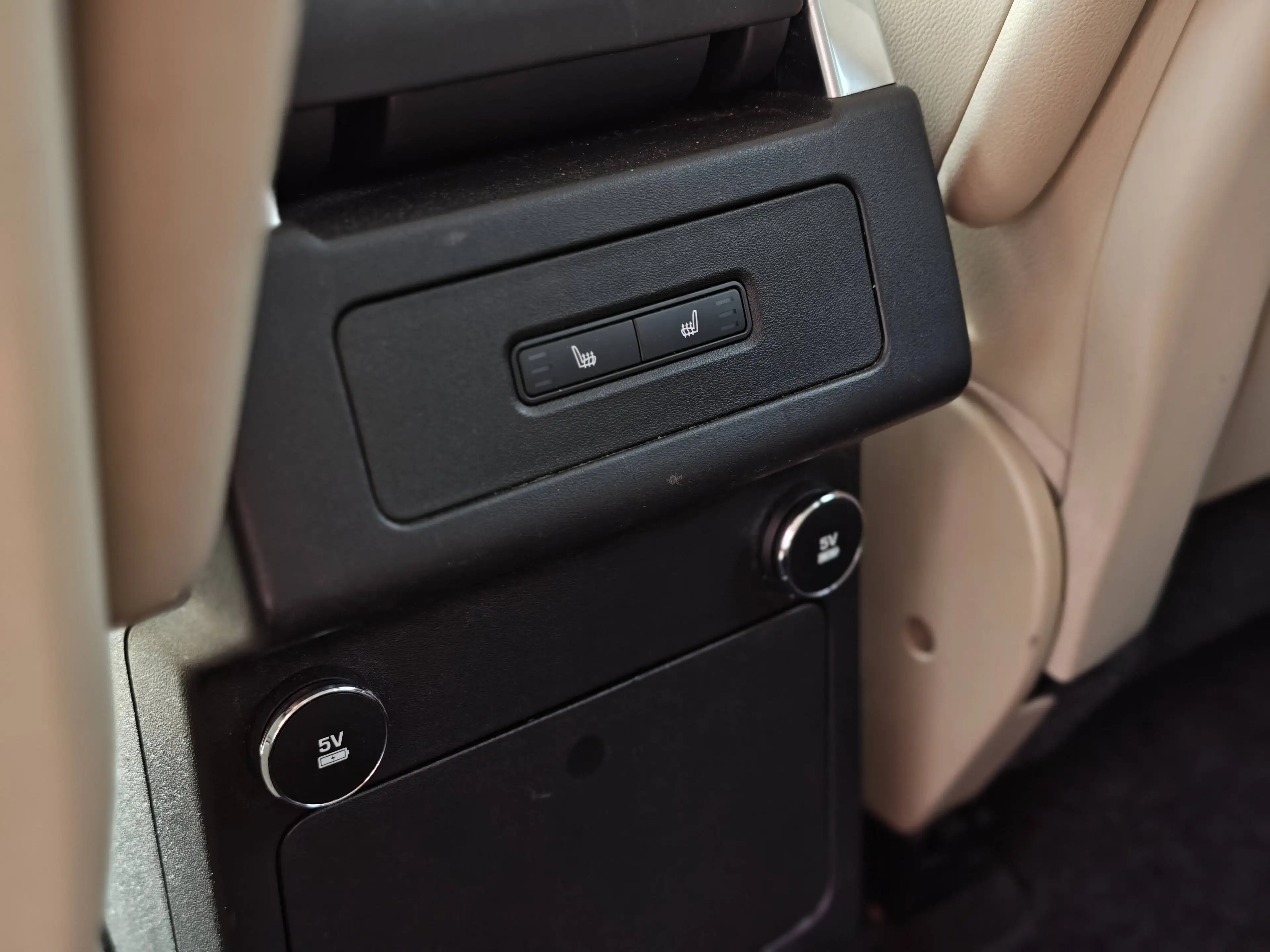 Land Rover Discovery Discovery 3.0 Si6 HSE BENZINER — photo 15