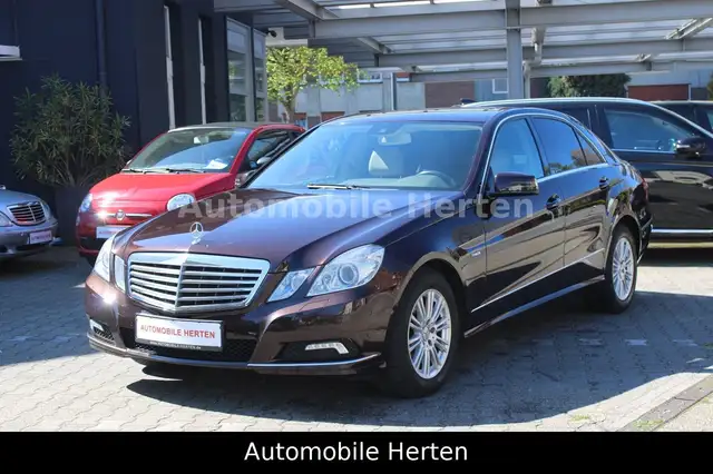 Mercedes-Benz E 350 CGI BE*ELEGANCE*LEDER*NAVI*XENON*TOP!