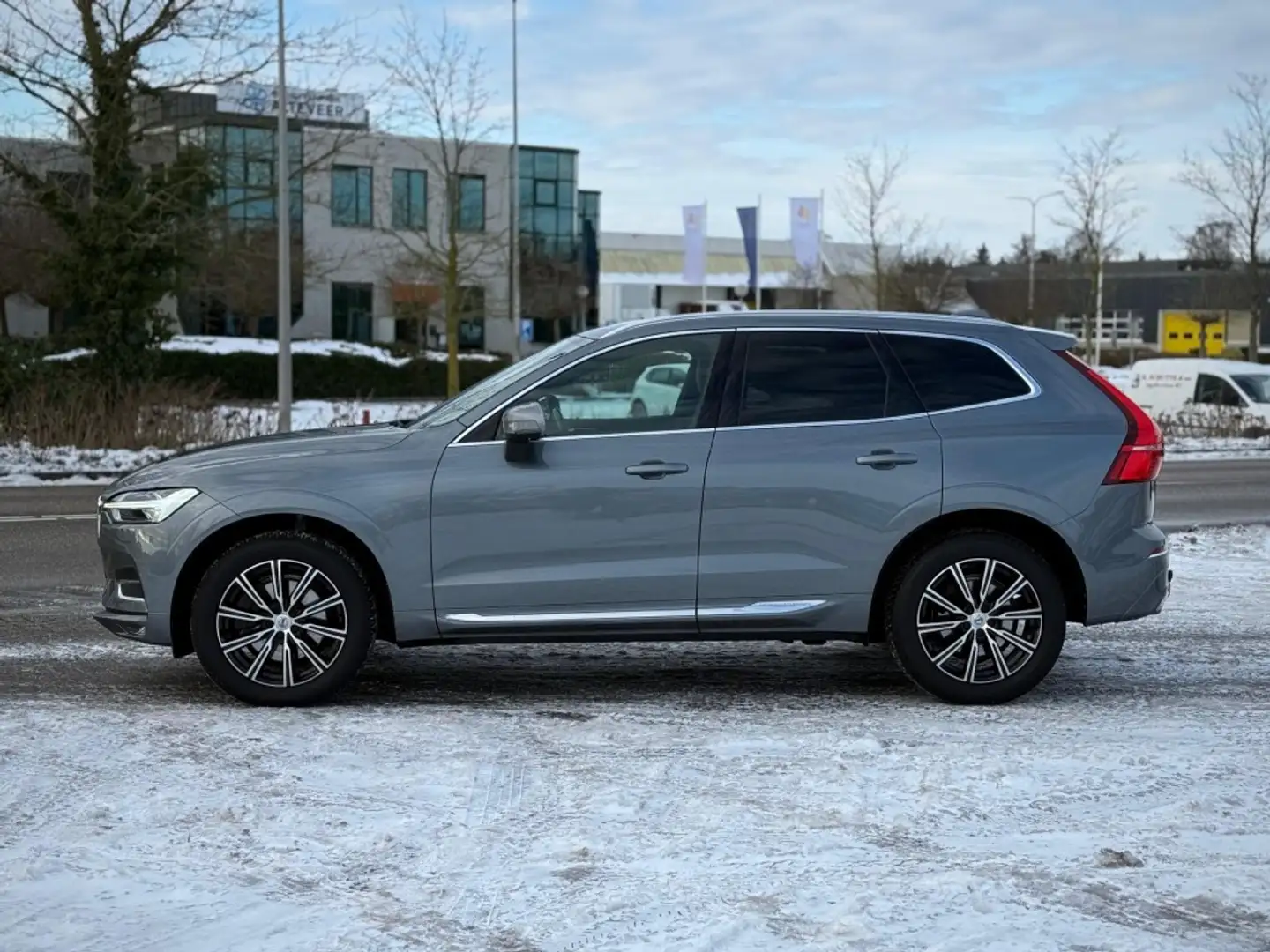 Volvo XC60 D5 INSCRIPTION LEER TREKHAAK STOEL VENTILATIE Grau - 2