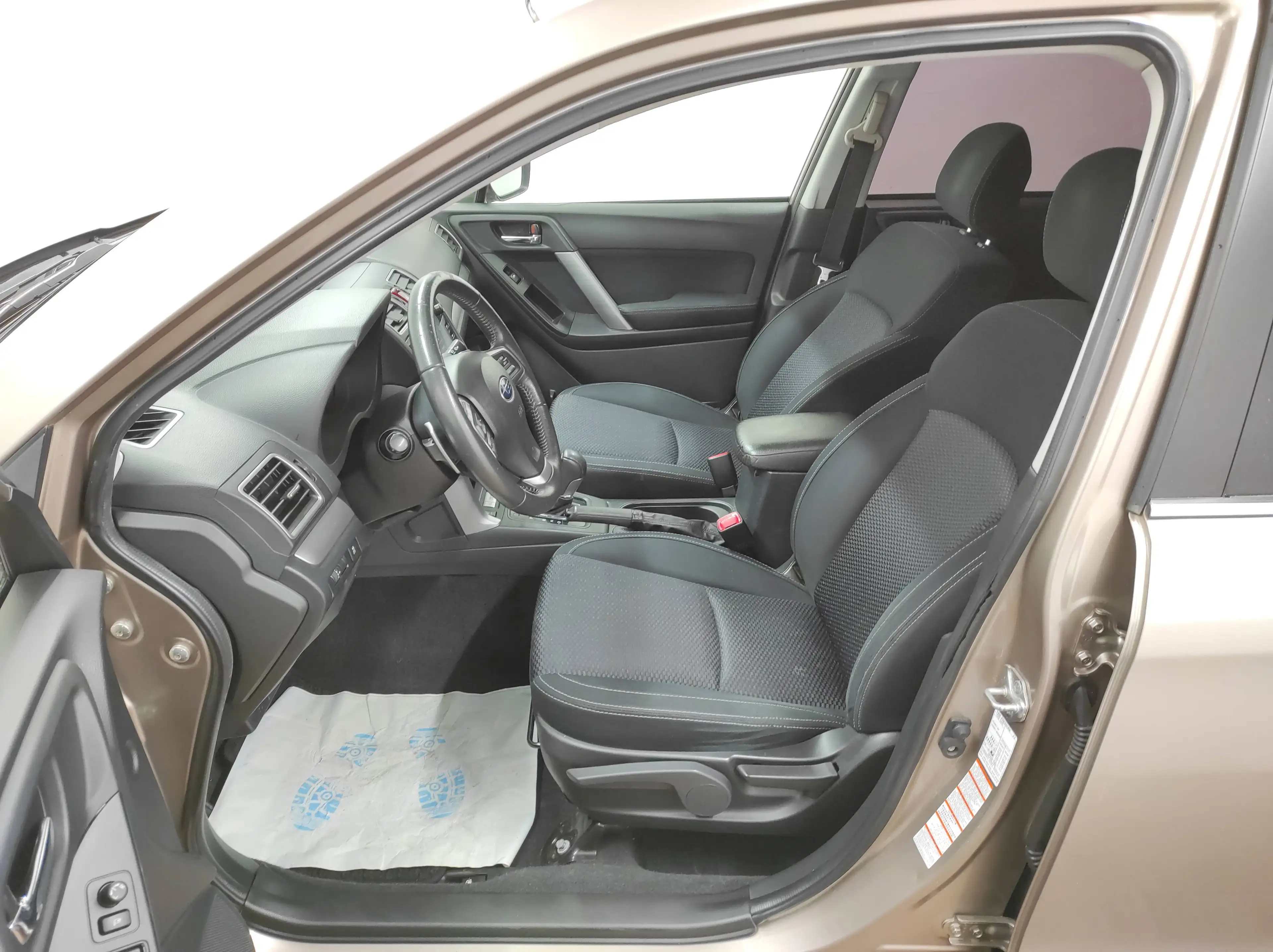 Subaru Forester 2.0 D AUTOMATIK ALLRAD 4X4  XENON KLIMA EURO-6 AHK — photo 9
