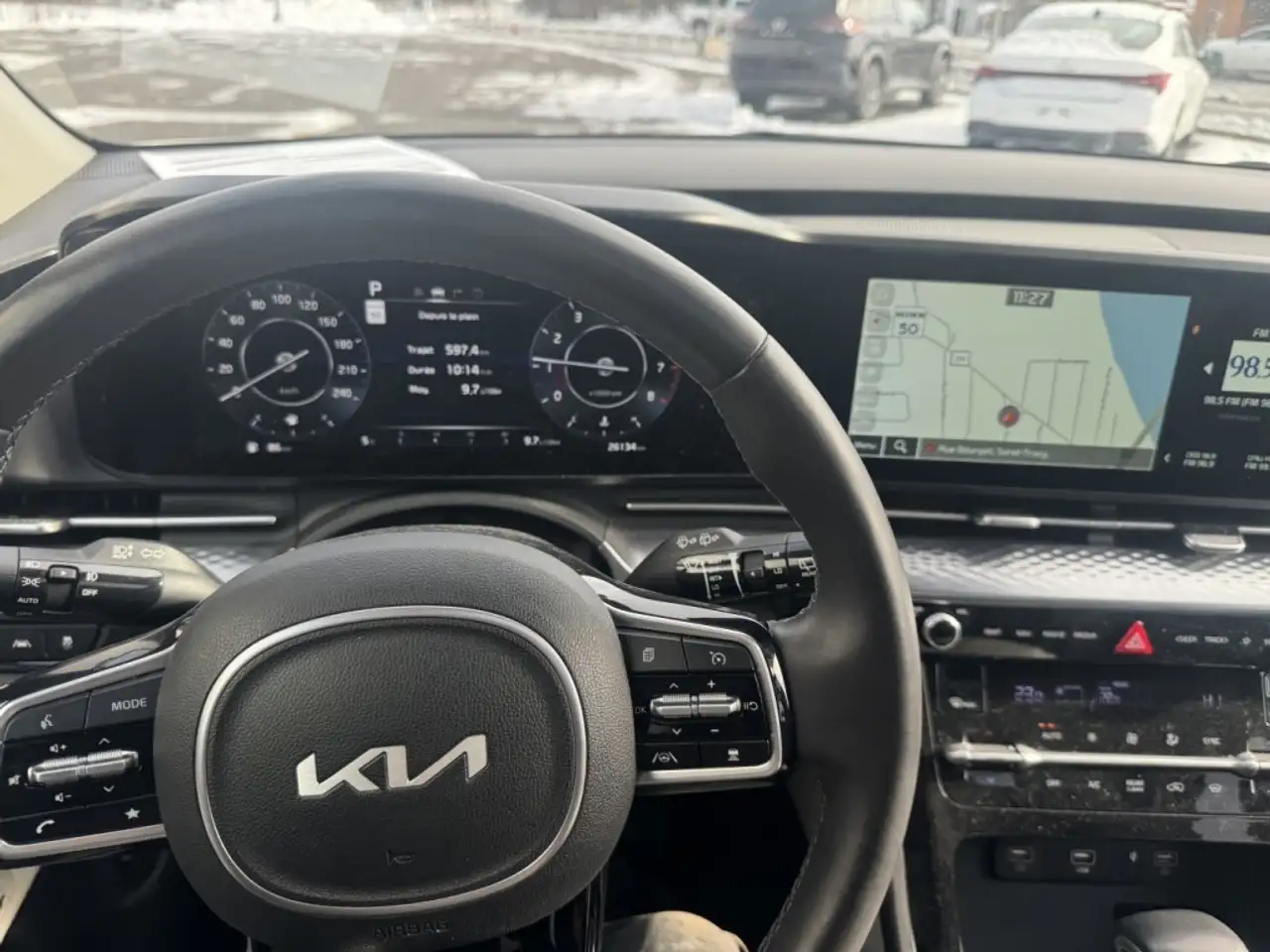 Kia Carnival снимка Kia Carnival