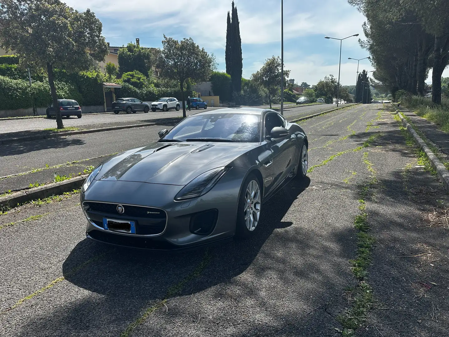 Jaguar F-Type F-Type Coupe 2.0 i4 R-Dynamic rwd 300cv auto Grigio - 2
