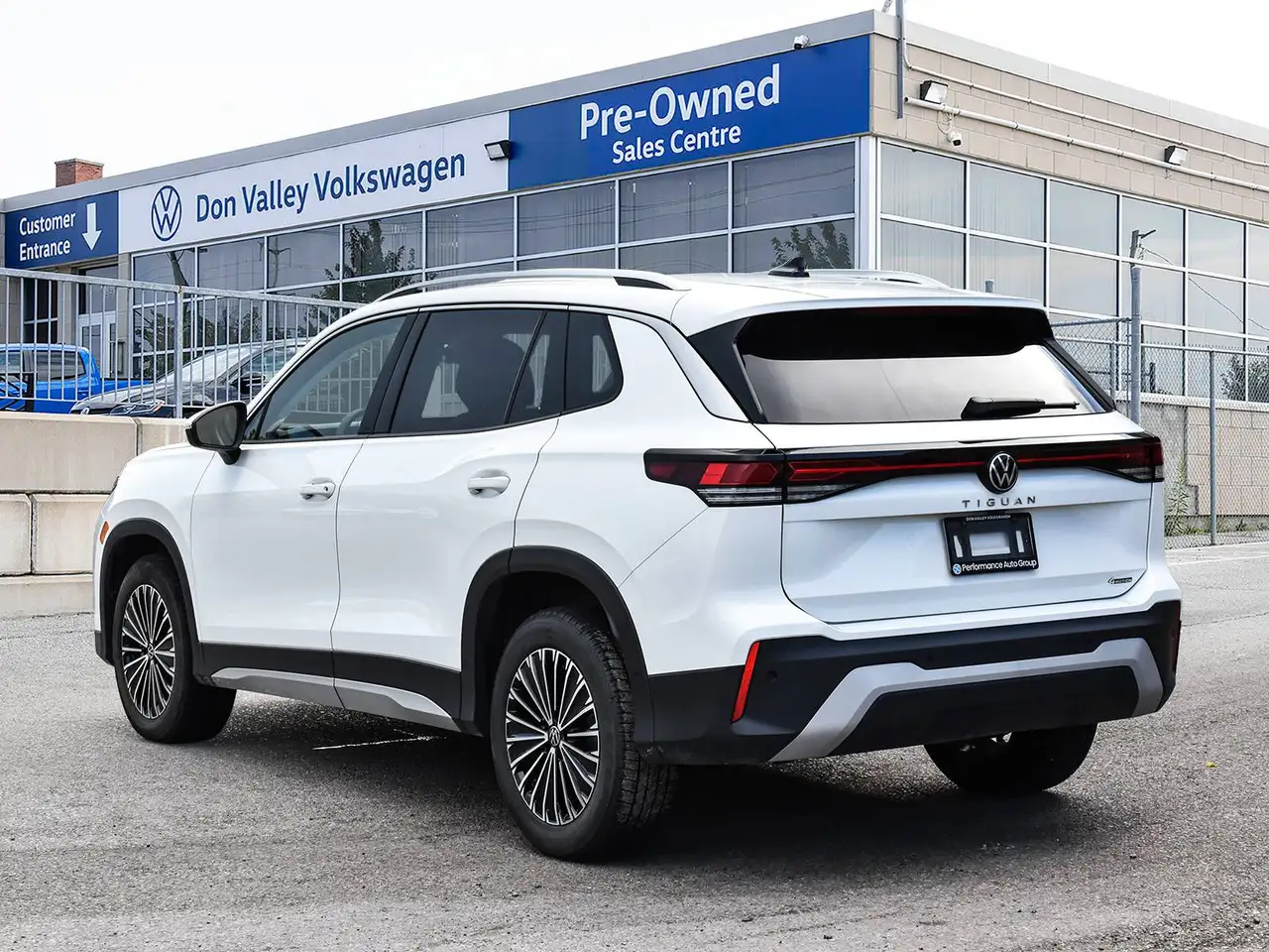 Volkswagen Tiguan снимка Volkswagen Tiguan