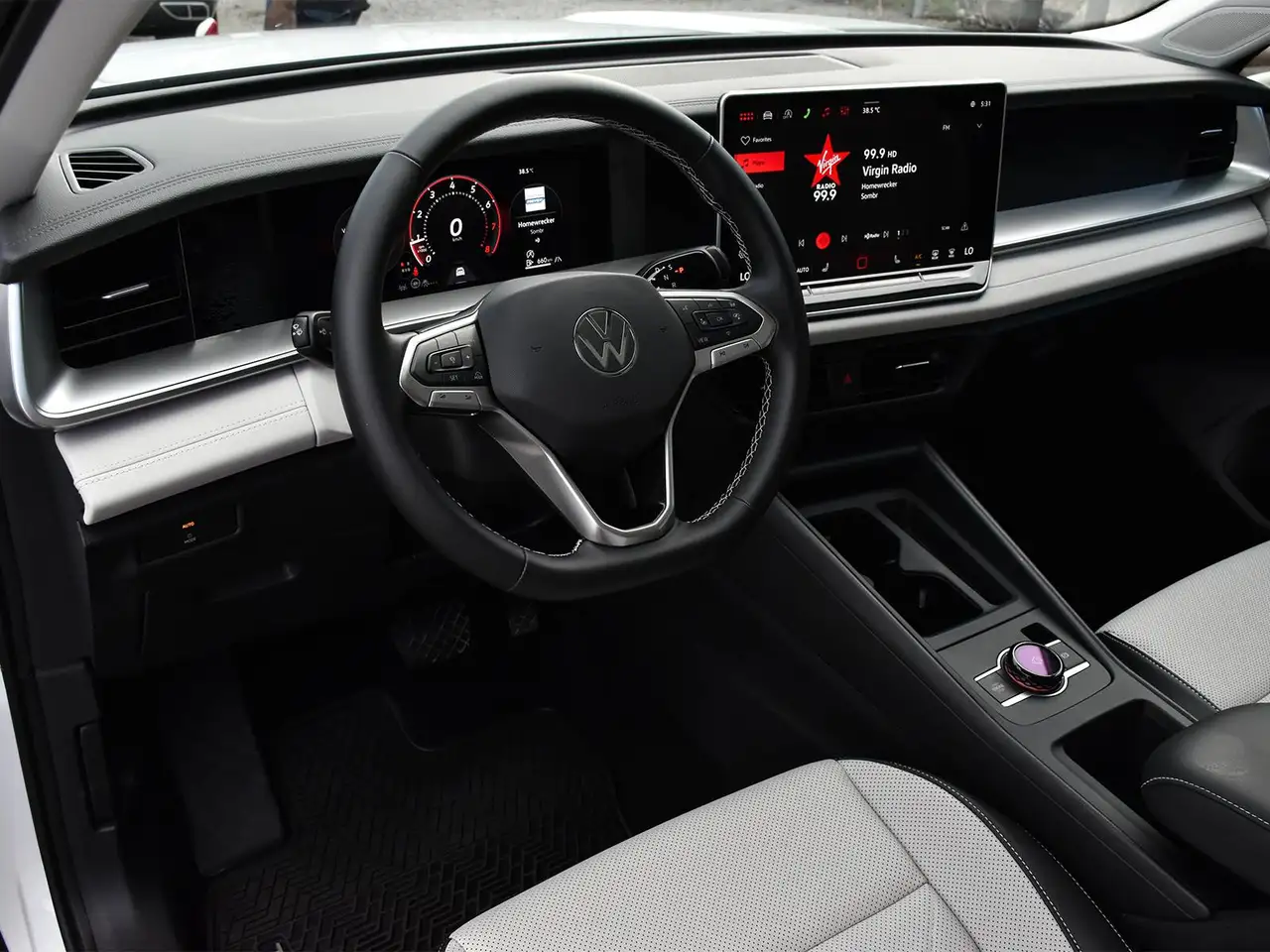 Volkswagen Tiguan снимка Volkswagen Tiguan
