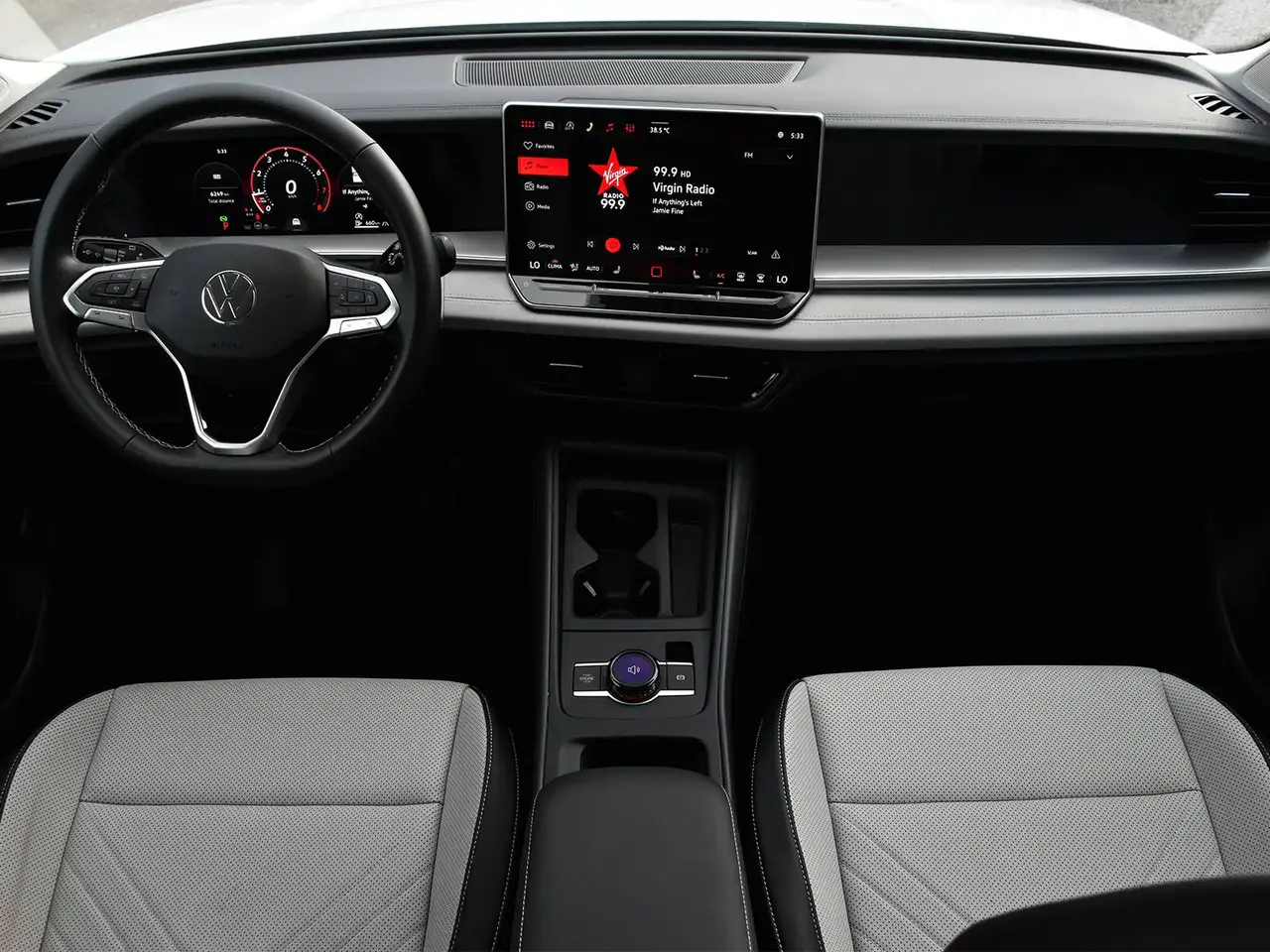 Volkswagen Tiguan снимка Volkswagen Tiguan