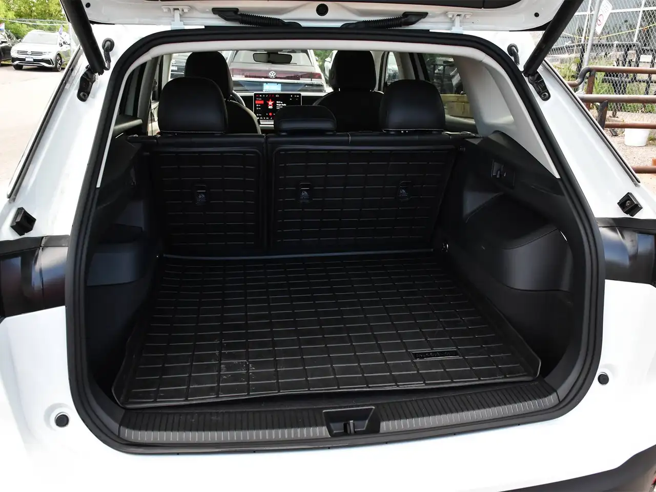 Volkswagen Tiguan снимка Volkswagen Tiguan
