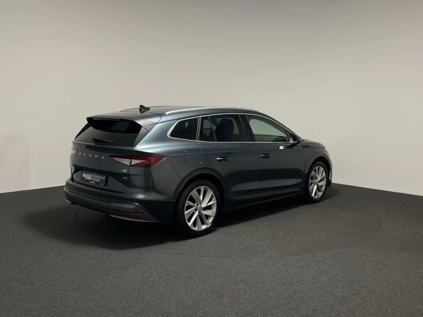 Skoda Enyaq iV 80 Suite Klima Navi Leder Rückfahrkamera Grau - 2