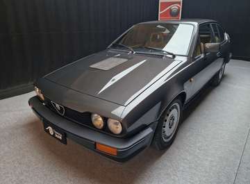 Alfetta GTV 6 2.5i certificata ASI con C.R.S.