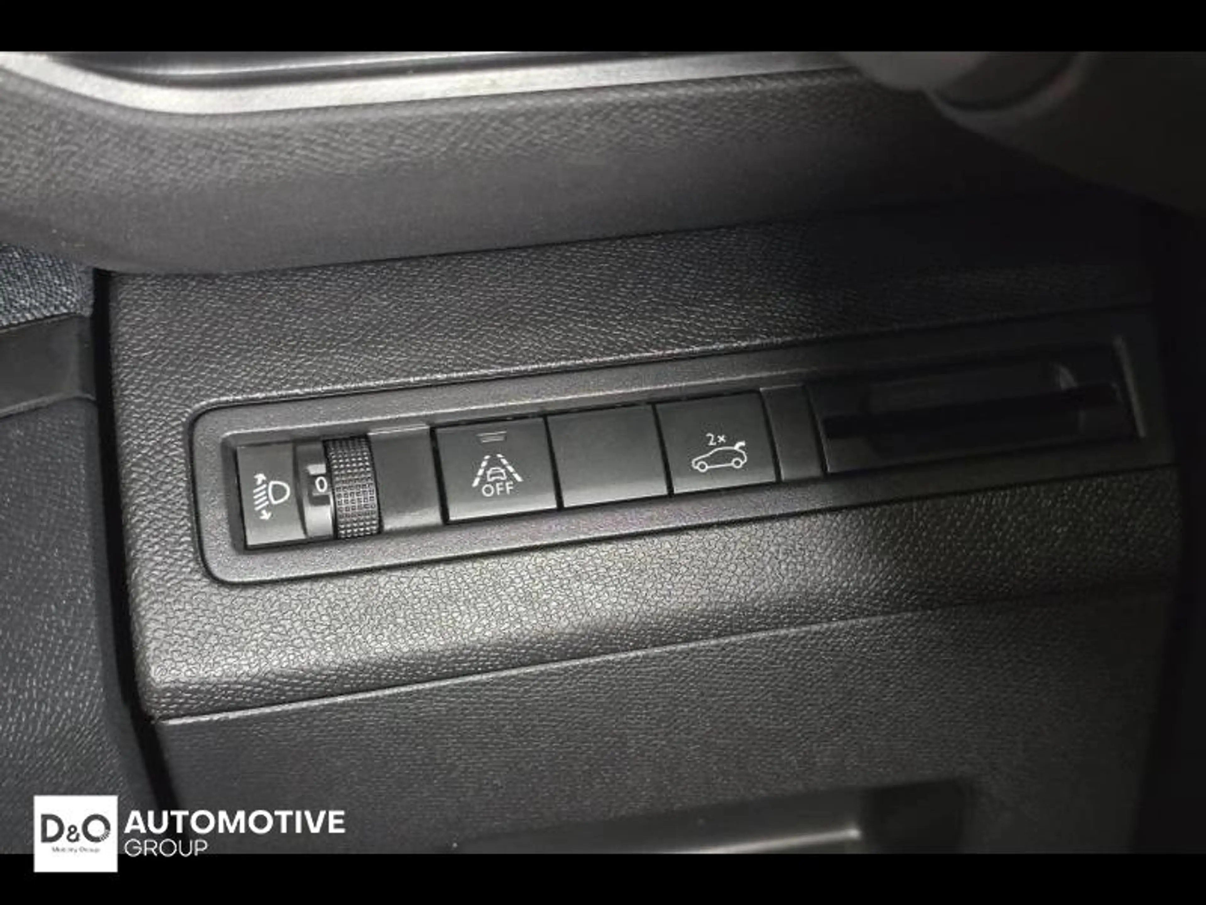 Peugeot 5008 Allure Pack camera gps 7plaatsen — photo 28