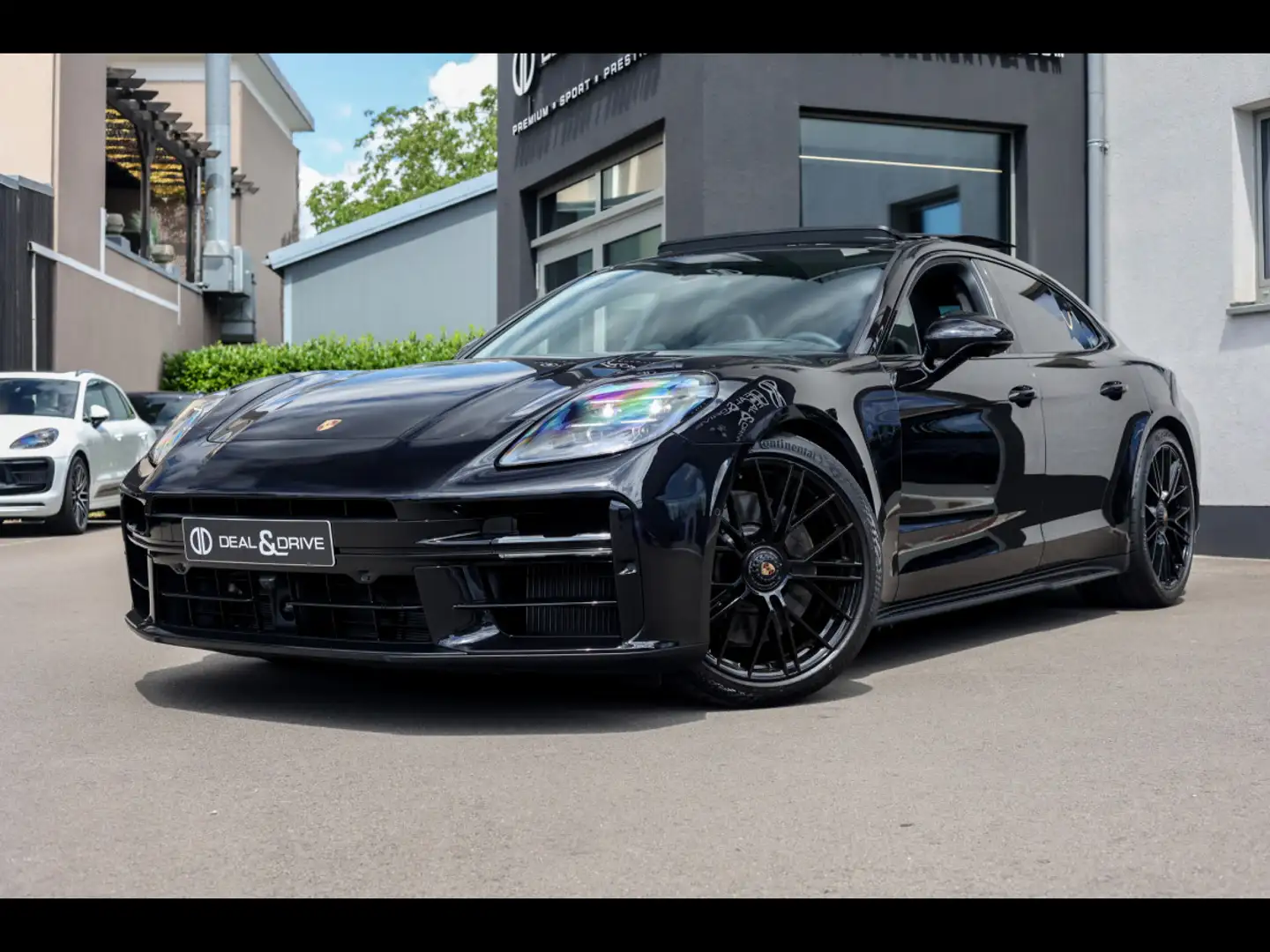 Porsche Panamera GTS MY25°BEIFAHRERDISPLAY°INNO°TV°AHK°CARBON°HUD Noir - 1