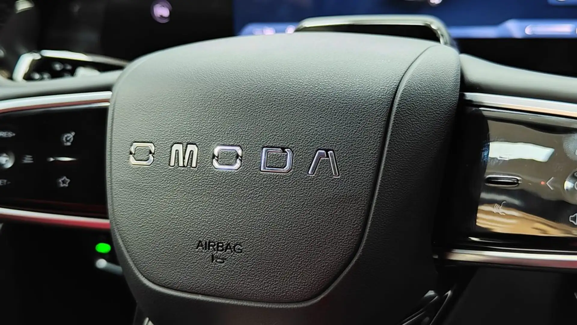 Omoda 5 Premium 1.6 TGDI 108kW (14cv) Gris - 1